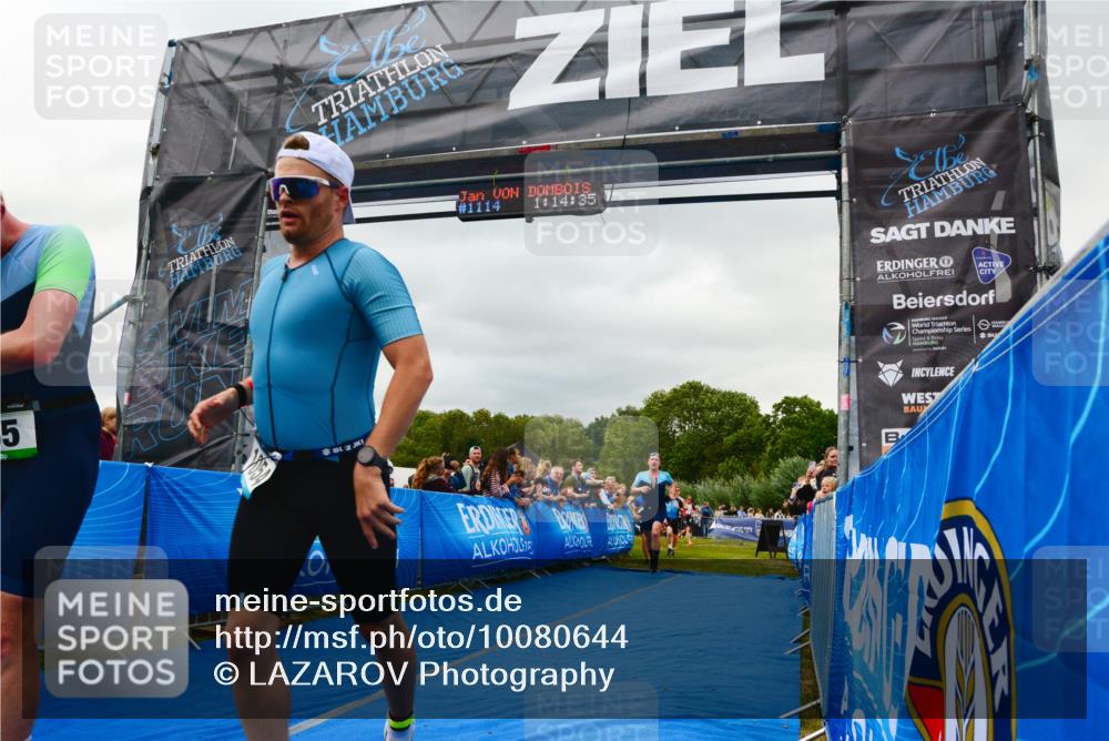 30.08.2026 - Elbe Triathlon Hamburg LAZAROV Photography http://msf.ph/oto/10080644 30.08.2026 11:14:38 Ziel 413, 497, 606, 640, 990, 1054 meine-sportfotos.de