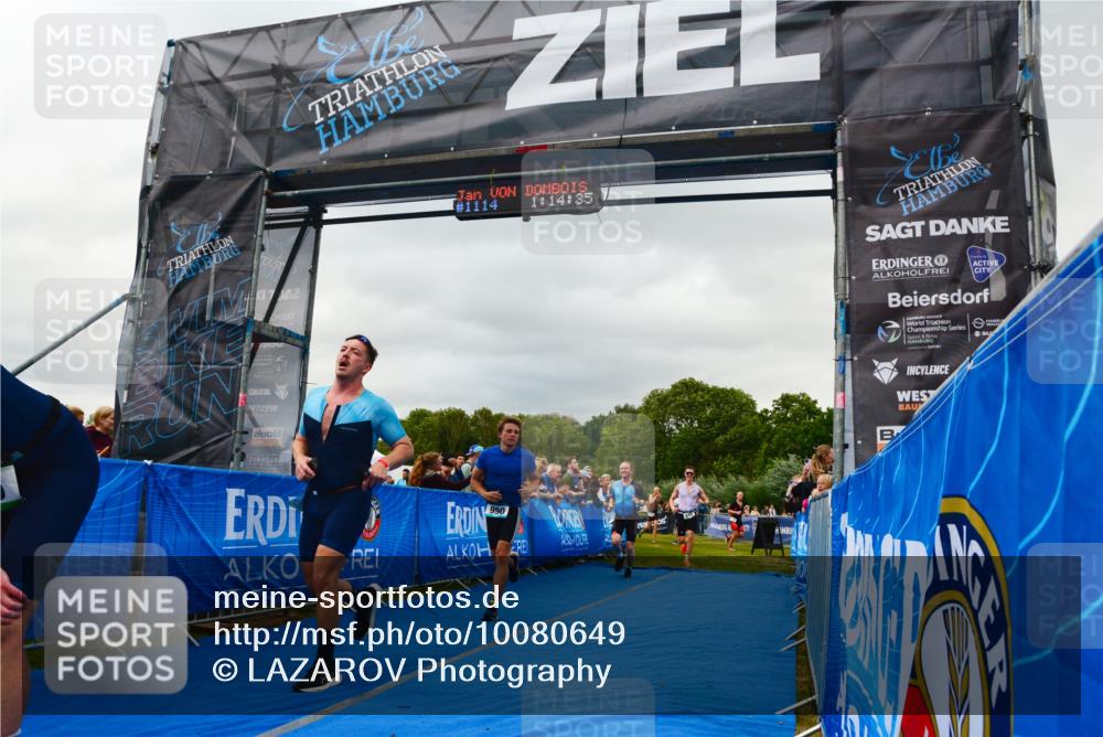 30.08.2026 - Elbe Triathlon Hamburg LAZAROV Photography http://msf.ph/oto/10080649 30.08.2026 11:14:41 Ziel 497, 600, 606, 640, 990, 1054, 1058 meine-sportfotos.de
