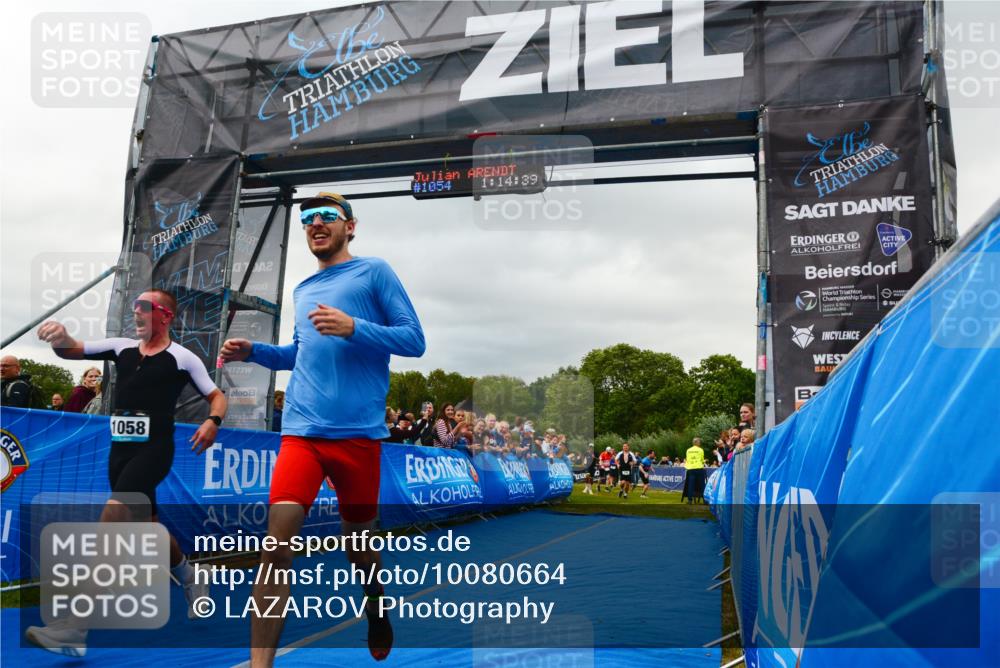 30.08.2026 - Elbe Triathlon Hamburg LAZAROV Photography http://msf.ph/oto/10080664 30.08.2026 11:14:49 Ziel 492, 500, 600, 619, 1058 meine-sportfotos.de