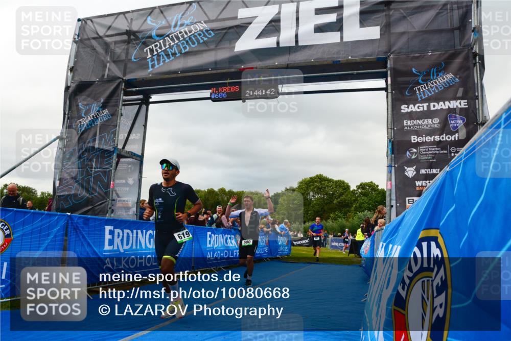 30.08.2026 - Elbe Triathlon Hamburg LAZAROV Photography http://msf.ph/oto/10080668 30.08.2026 11:14:54 Ziel 492, 500, 619 meine-sportfotos.de