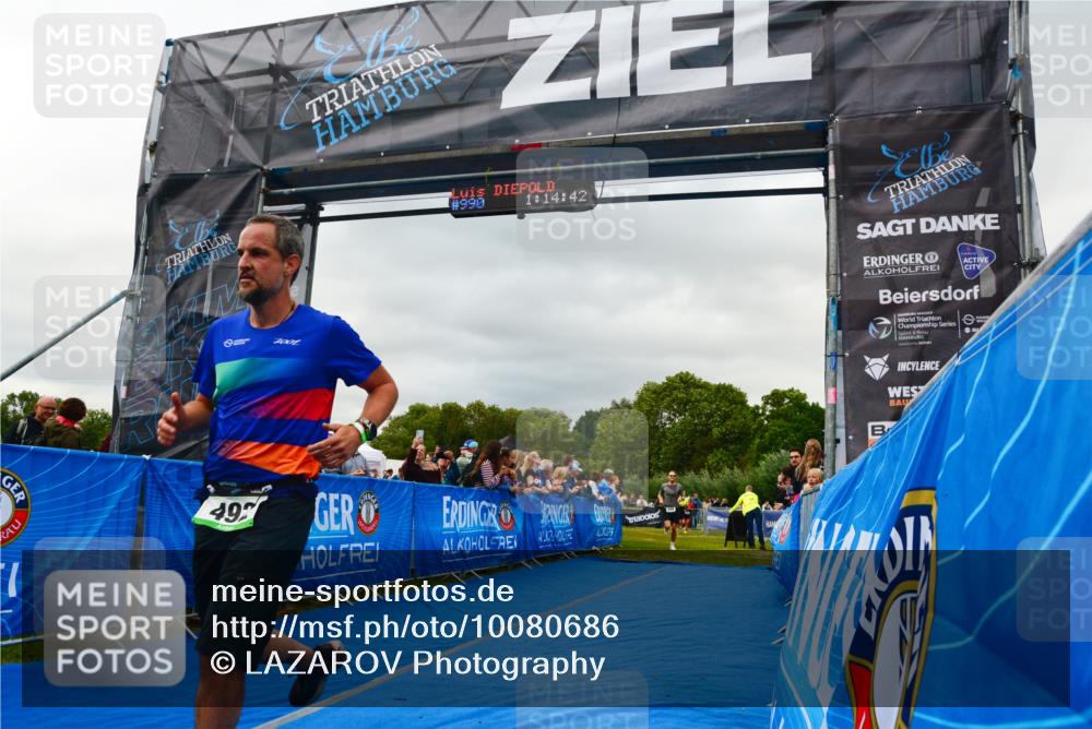 30.08.2026 - Elbe Triathlon Hamburg LAZAROV Photography http://msf.ph/oto/10080686 30.08.2026 11:14:58 Ziel 492, 500, 619 meine-sportfotos.de