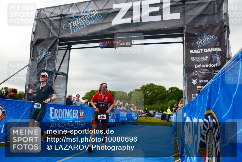 30.08.2026 - Elbe Triathlon Hamburg LAZAROV Photography http://msf.ph/oto/10080696 30.08.2026 11:15:10 Ziel 346, 636, 1099 meine-sportfotos.de