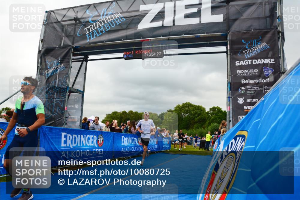 30.08.2026 - Elbe Triathlon Hamburg LAZAROV Photography http://msf.ph/oto/10080725 30.08.2026 11:15:45 Ziel 639, 650, 994, 1047, 1056, 1057, 1204 meine-sportfotos.de