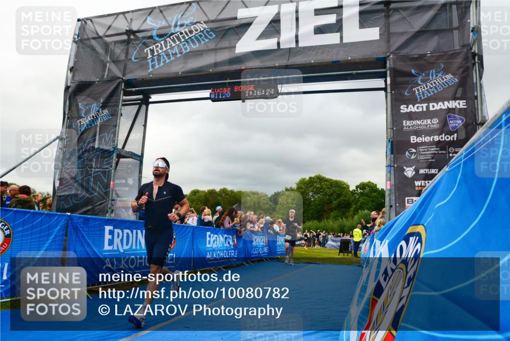 30.08.2026 - Elbe Triathlon Hamburg LAZAROV Photography http://msf.ph/oto/10080782 30.08.2026 11:16:26 Ziel 537, 623, 1000, 1120, 1140 meine-sportfotos.de