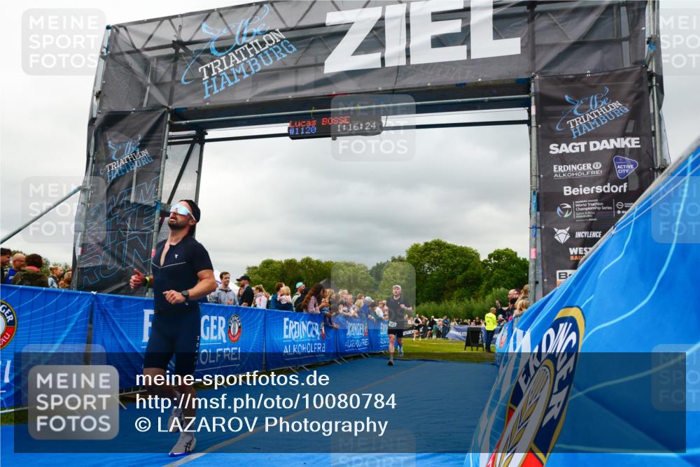 30.08.2026 - Elbe Triathlon Hamburg LAZAROV Photography http://msf.ph/oto/10080784 30.08.2026 11:16:26 Ziel 537, 623, 1000, 1120, 1140 meine-sportfotos.de