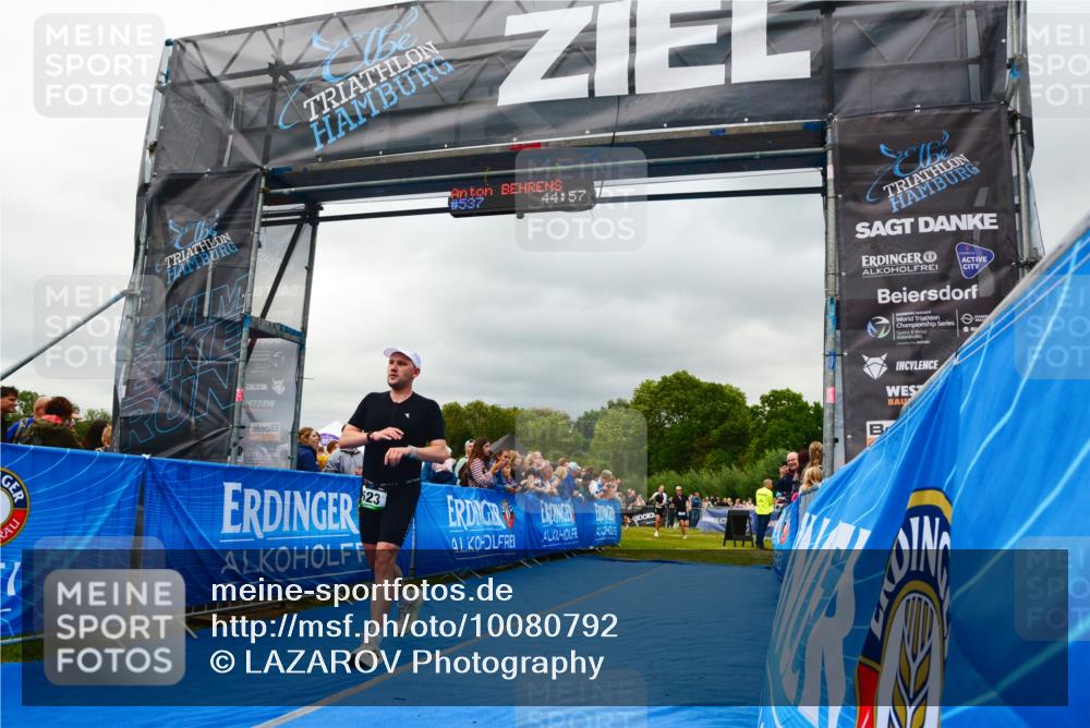 30.08.2026 - Elbe Triathlon Hamburg LAZAROV Photography http://msf.ph/oto/10080792 30.08.2026 11:16:29 Ziel 623, 1000, 1140 meine-sportfotos.de
