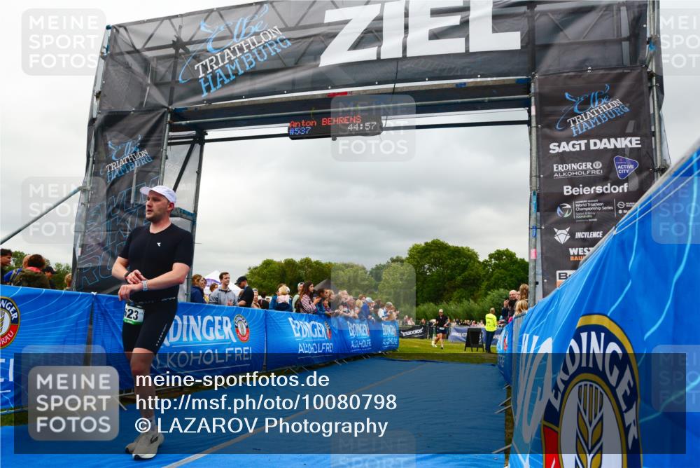 30.08.2026 - Elbe Triathlon Hamburg LAZAROV Photography http://msf.ph/oto/10080798 30.08.2026 11:16:29 Ziel 623, 1000, 1140 meine-sportfotos.de