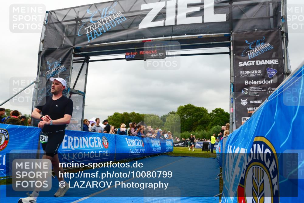 30.08.2026 - Elbe Triathlon Hamburg LAZAROV Photography http://msf.ph/oto/10080799 30.08.2026 11:16:30 Ziel 623, 1000 meine-sportfotos.de
