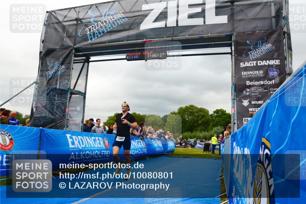 30.08.2026 - Elbe Triathlon Hamburg LAZAROV Photography http://msf.ph/oto/10080801 30.08.2026 11:16:35 Ziel 1000 meine-sportfotos.de