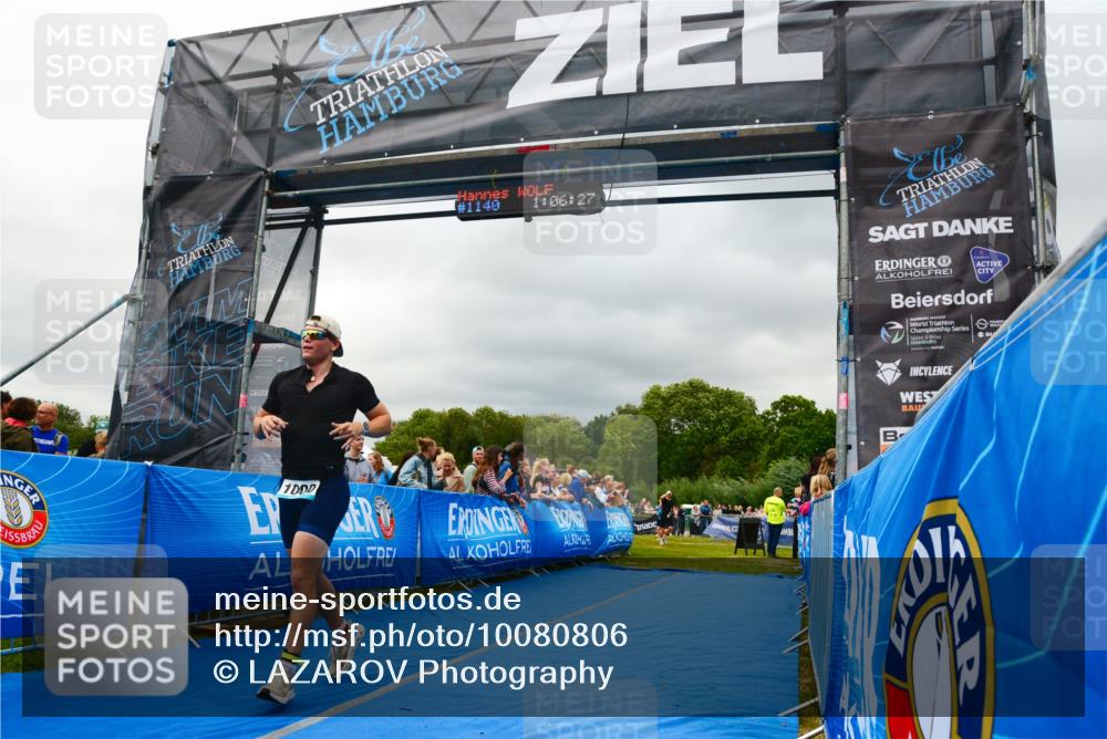 30.08.2026 - Elbe Triathlon Hamburg LAZAROV Photography http://msf.ph/oto/10080806 30.08.2026 11:16:35 Ziel 1000 meine-sportfotos.de