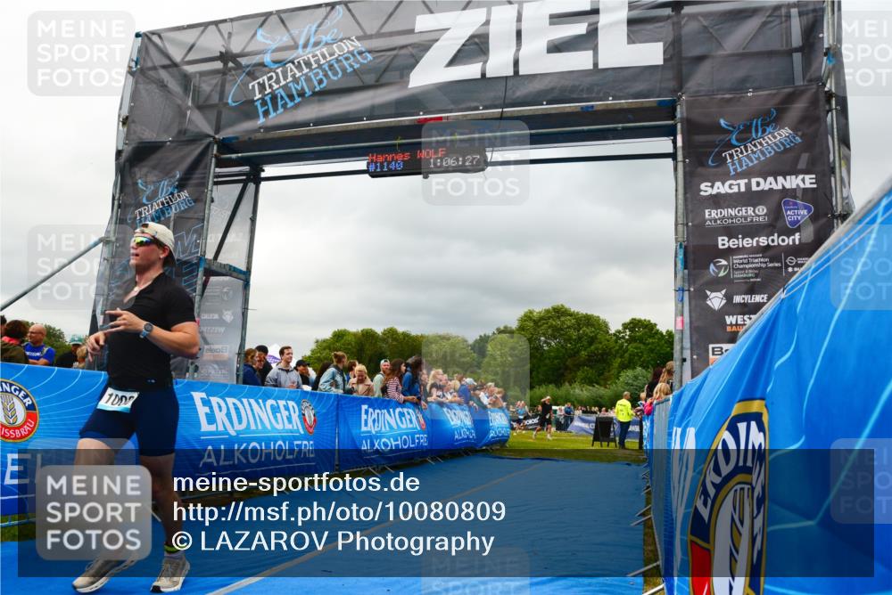 30.08.2026 - Elbe Triathlon Hamburg LAZAROV Photography http://msf.ph/oto/10080809 30.08.2026 11:16:35 Ziel 1000 meine-sportfotos.de