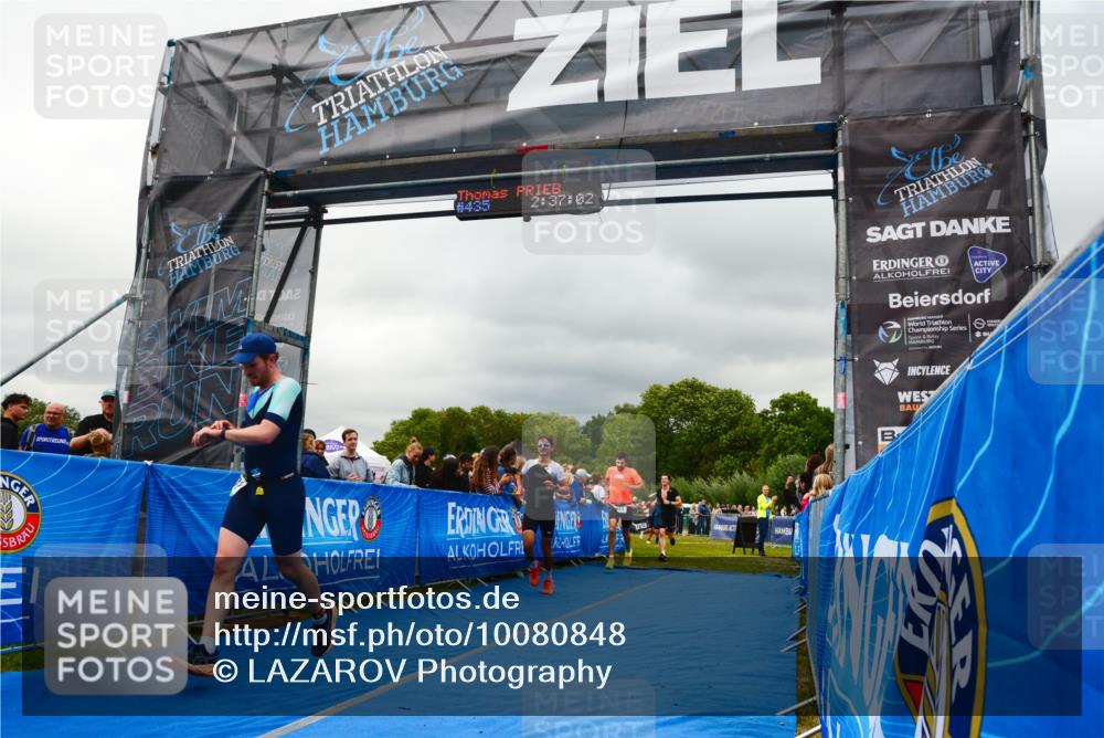 30.08.2026 - Elbe Triathlon Hamburg LAZAROV Photography http://msf.ph/oto/10080848 30.08.2026 11:17:07 Ziel 451, 526, 631, 1004, 1028 meine-sportfotos.de