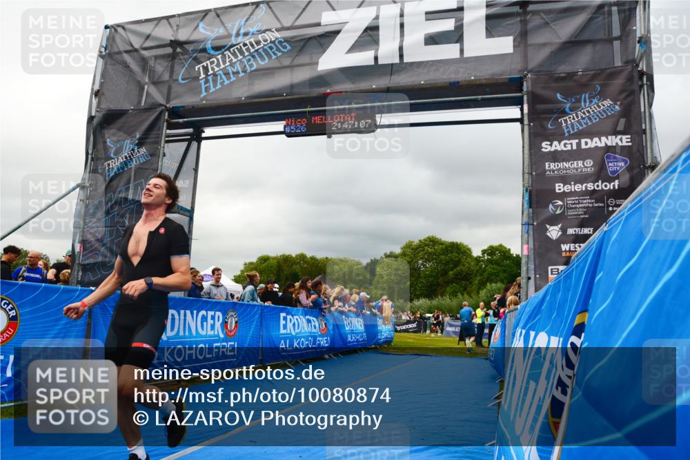 30.08.2026 - Elbe Triathlon Hamburg LAZAROV Photography http://msf.ph/oto/10080874 30.08.2026 11:17:11 Ziel 451, 791, 1004, 1028 meine-sportfotos.de