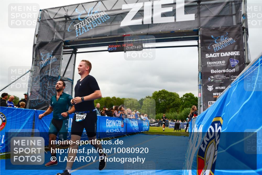 30.08.2026 - Elbe Triathlon Hamburg LAZAROV Photography http://msf.ph/oto/10080920 30.08.2026 11:17:50 Ziel 441, 1066, 1359 meine-sportfotos.de