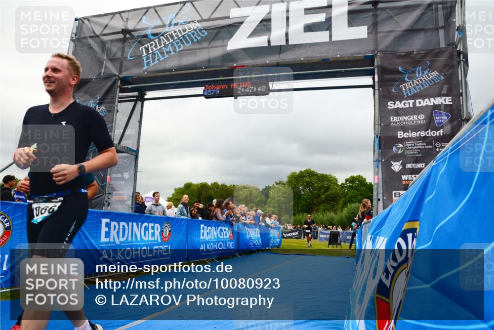 30.08.2026 - Elbe Triathlon Hamburg LAZAROV Photography http://msf.ph/oto/10080923 30.08.2026 11:17:51 Ziel 441, 1066, 1359 meine-sportfotos.de
