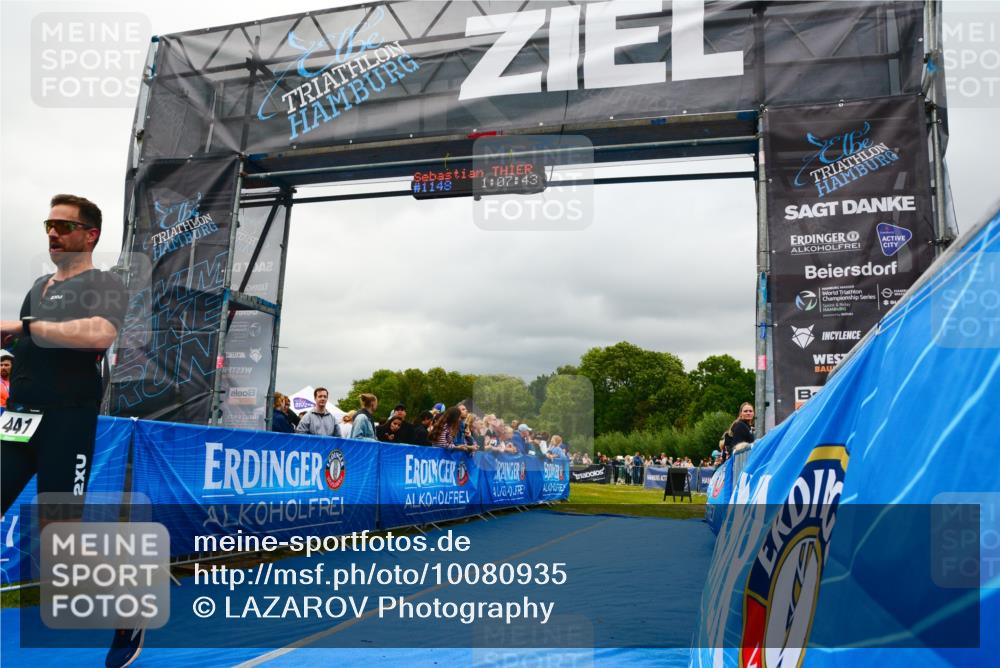 30.08.2026 - Elbe Triathlon Hamburg LAZAROV Photography http://msf.ph/oto/10080935 30.08.2026 11:17:57 Ziel 441 meine-sportfotos.de