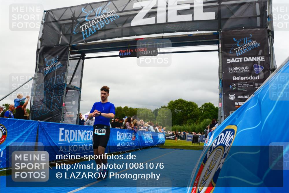 30.08.2026 - Elbe Triathlon Hamburg LAZAROV Photography http://msf.ph/oto/10081076 30.08.2026 11:19:23 Ziel 995, 1044 meine-sportfotos.de