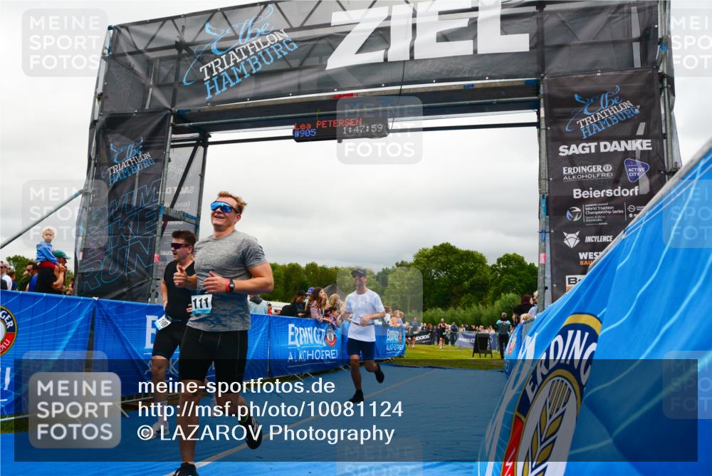 30.08.2026 - Elbe Triathlon Hamburg LAZAROV Photography http://msf.ph/oto/10081124 30.08.2026 11:19:41 Ziel 1091, 1108, 1111 meine-sportfotos.de