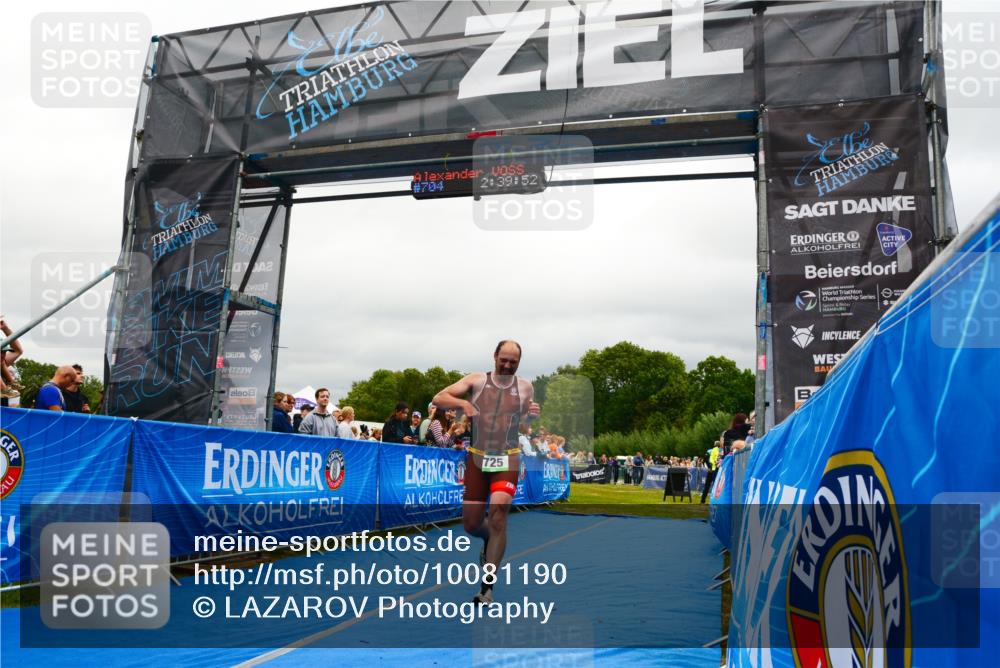 30.08.2026 - Elbe Triathlon Hamburg LAZAROV Photography http://msf.ph/oto/10081190 30.08.2026 11:20:07 Ziel 572, 725 meine-sportfotos.de