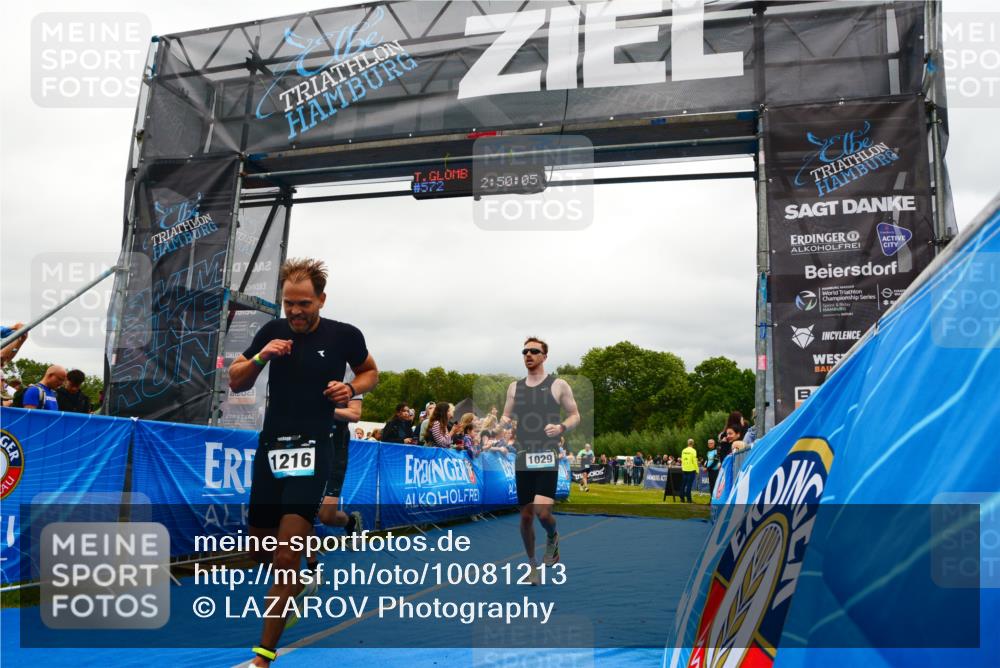 30.08.2026 - Elbe Triathlon Hamburg LAZAROV Photography http://msf.ph/oto/10081213 30.08.2026 11:20:22 Ziel 1013, 1029, 1094, 1216 meine-sportfotos.de