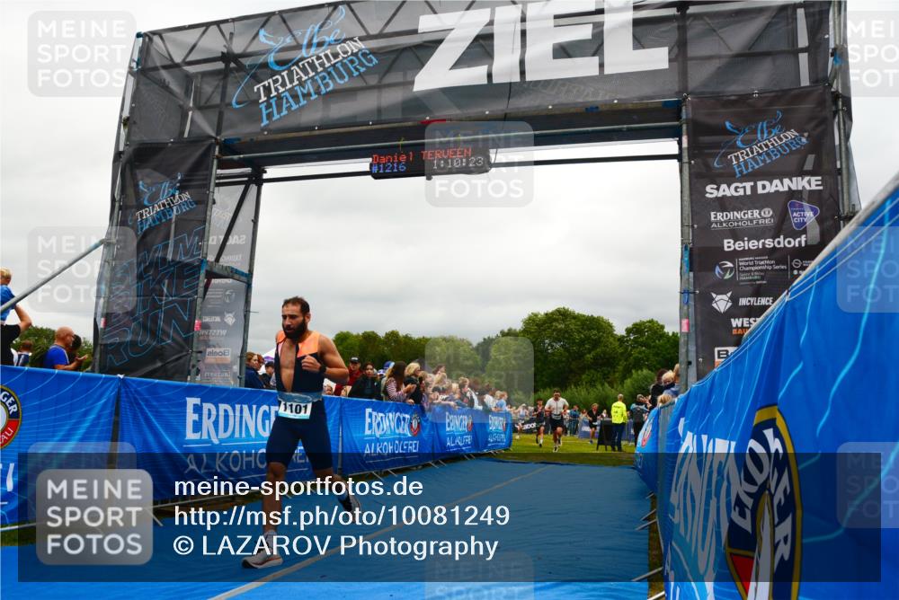 30.08.2026 - Elbe Triathlon Hamburg LAZAROV Photography http://msf.ph/oto/10081249 30.08.2026 11:20:40 Ziel 886, 1059, 1101 meine-sportfotos.de