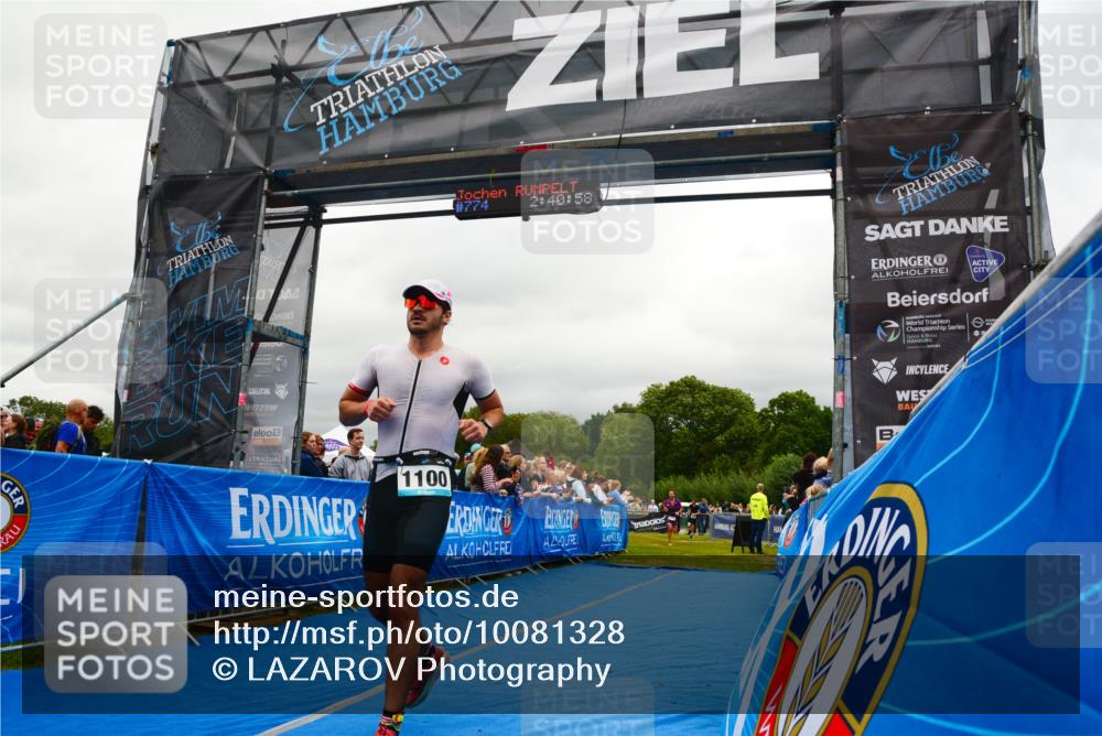 30.08.2026 - Elbe Triathlon Hamburg LAZAROV Photography http://msf.ph/oto/10081328 30.08.2026 11:21:07 Ziel 999, 1100, 1225, 1276 meine-sportfotos.de