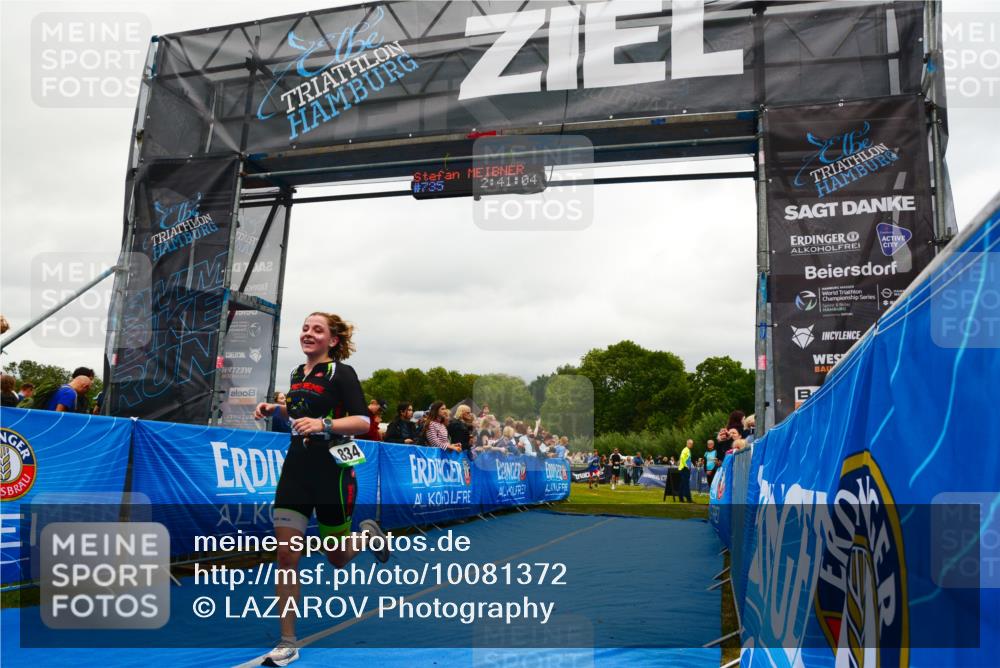 30.08.2026 - Elbe Triathlon Hamburg LAZAROV Photography http://msf.ph/oto/10081372 30.08.2026 11:21:25 Ziel 834 meine-sportfotos.de
