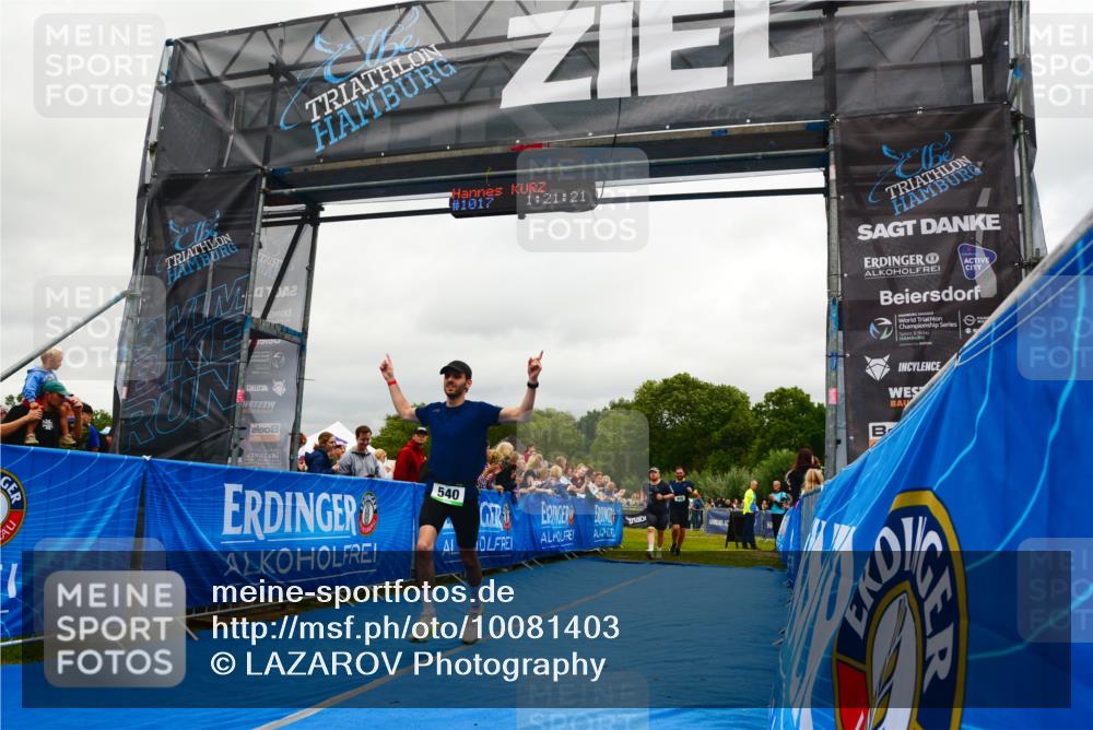 30.08.2026 - Elbe Triathlon Hamburg LAZAROV Photography http://msf.ph/oto/10081403 30.08.2026 11:21:41 Ziel 283, 400, 540 meine-sportfotos.de
