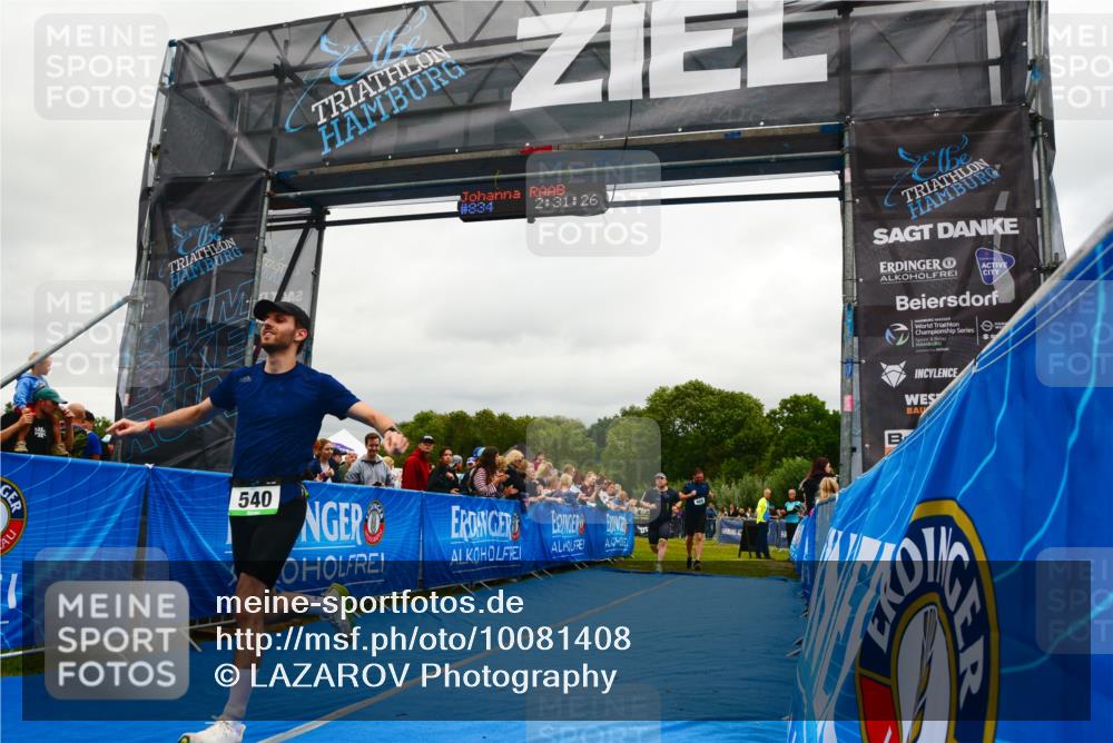 30.08.2026 - Elbe Triathlon Hamburg LAZAROV Photography http://msf.ph/oto/10081408 30.08.2026 11:21:42 Ziel 283, 400, 540 meine-sportfotos.de