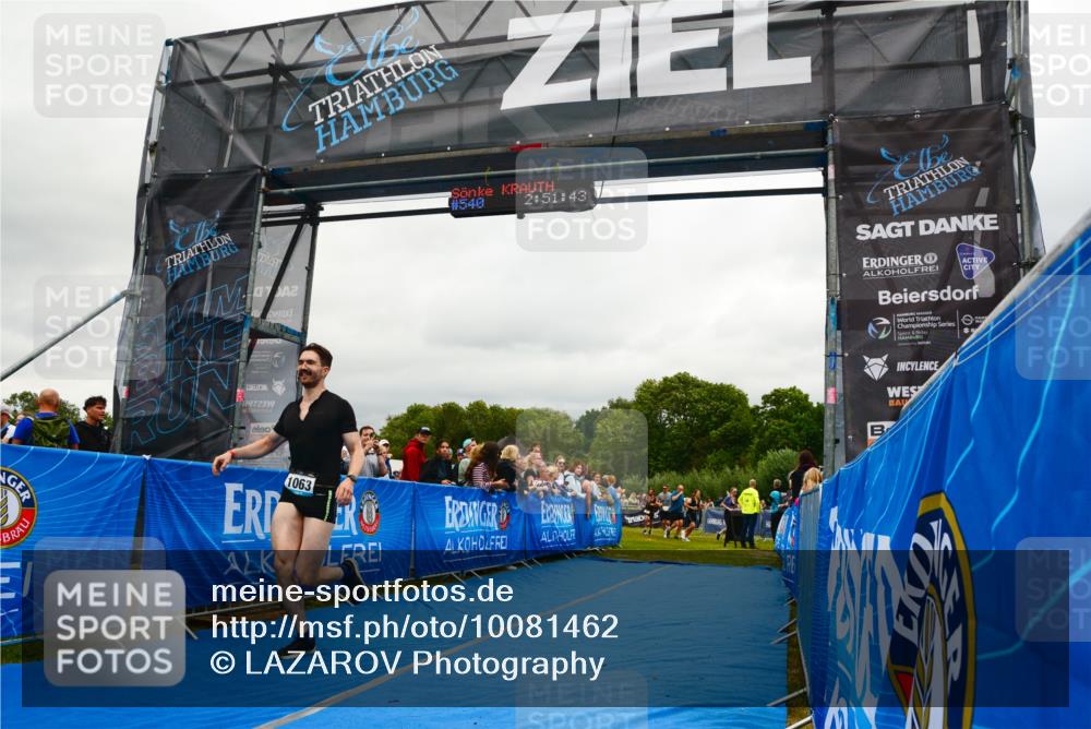 30.08.2026 - Elbe Triathlon Hamburg LAZAROV Photography http://msf.ph/oto/10081462 30.08.2026 11:21:59 Ziel 703, 1063, 1113 meine-sportfotos.de