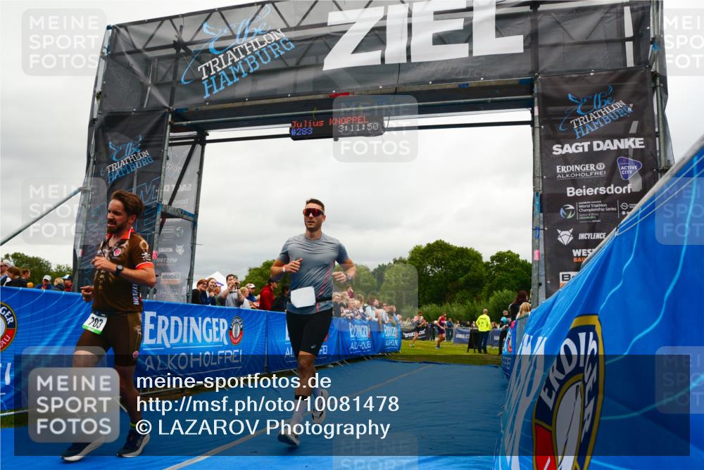 30.08.2026 - Elbe Triathlon Hamburg LAZAROV Photography http://msf.ph/oto/10081478 30.08.2026 11:22:07 Ziel 703, 1113 meine-sportfotos.de