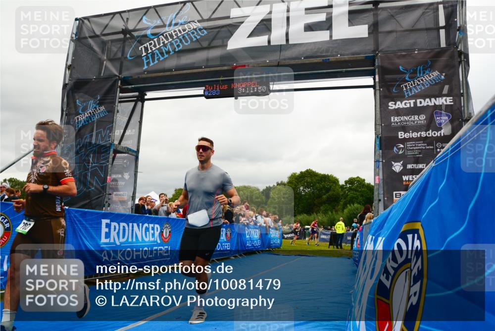 30.08.2026 - Elbe Triathlon Hamburg LAZAROV Photography http://msf.ph/oto/10081479 30.08.2026 11:22:07 Ziel 703, 1113 meine-sportfotos.de