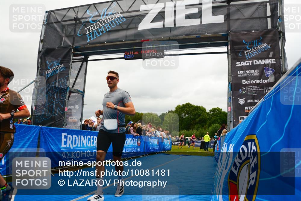 30.08.2026 - Elbe Triathlon Hamburg LAZAROV Photography http://msf.ph/oto/10081481 30.08.2026 11:22:07 Ziel 703, 1113 meine-sportfotos.de