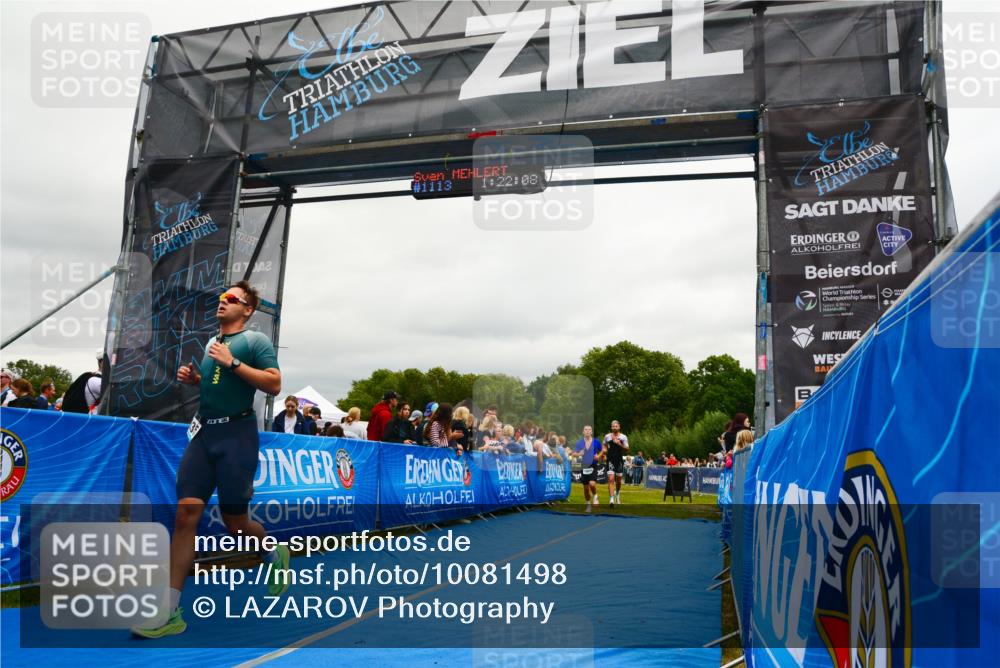 30.08.2026 - Elbe Triathlon Hamburg LAZAROV Photography http://msf.ph/oto/10081498 30.08.2026 11:22:28 Ziel 589, 1009, 1035, 1069, 1102 meine-sportfotos.de