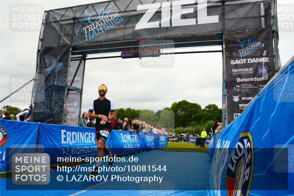 30.08.2026 - Elbe Triathlon Hamburg LAZAROV Photography http://msf.ph/oto/10081544 30.08.2026 11:22:49 Ziel 455, 1210 meine-sportfotos.de