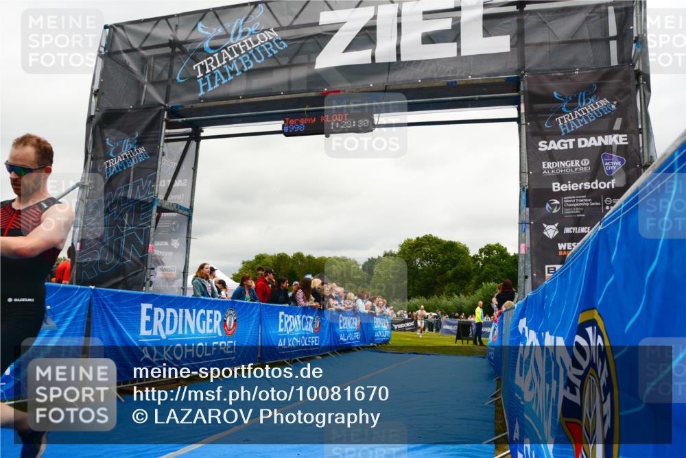 30.08.2026 - Elbe Triathlon Hamburg LAZAROV Photography http://msf.ph/oto/10081670 30.08.2026 11:23:40 Ziel 1015, 1232 meine-sportfotos.de