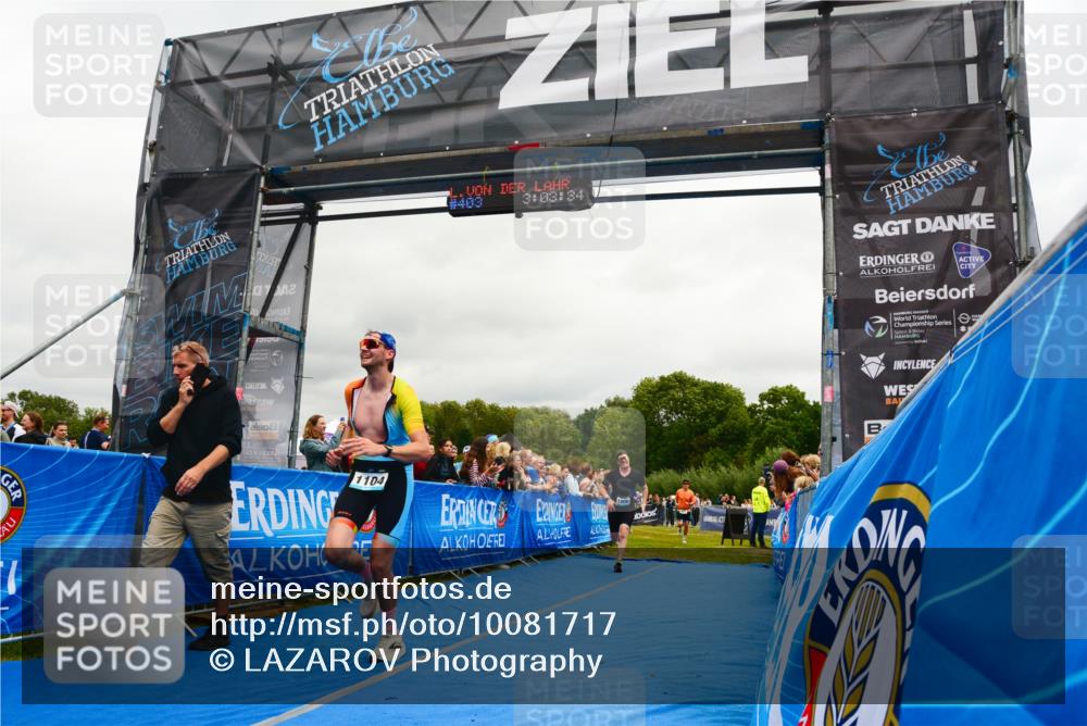 30.08.2026 - Elbe Triathlon Hamburg LAZAROV Photography http://msf.ph/oto/10081717 30.08.2026 11:23:55 Ziel 472, 988, 1006, 1104 meine-sportfotos.de
