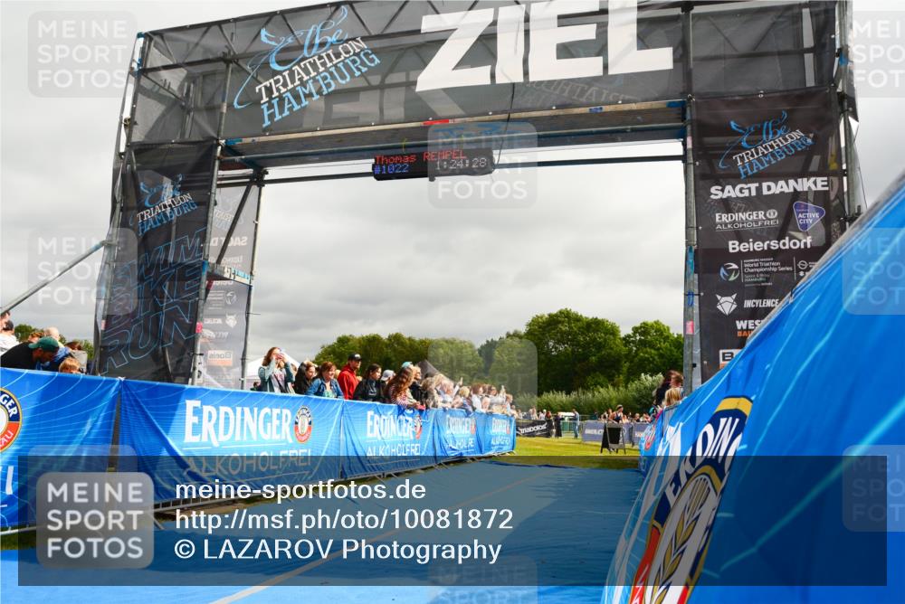 30.08.2026 - Elbe Triathlon Hamburg LAZAROV Photography http://msf.ph/oto/10081872 30.08.2026 11:24:46 Ziel  meine-sportfotos.de