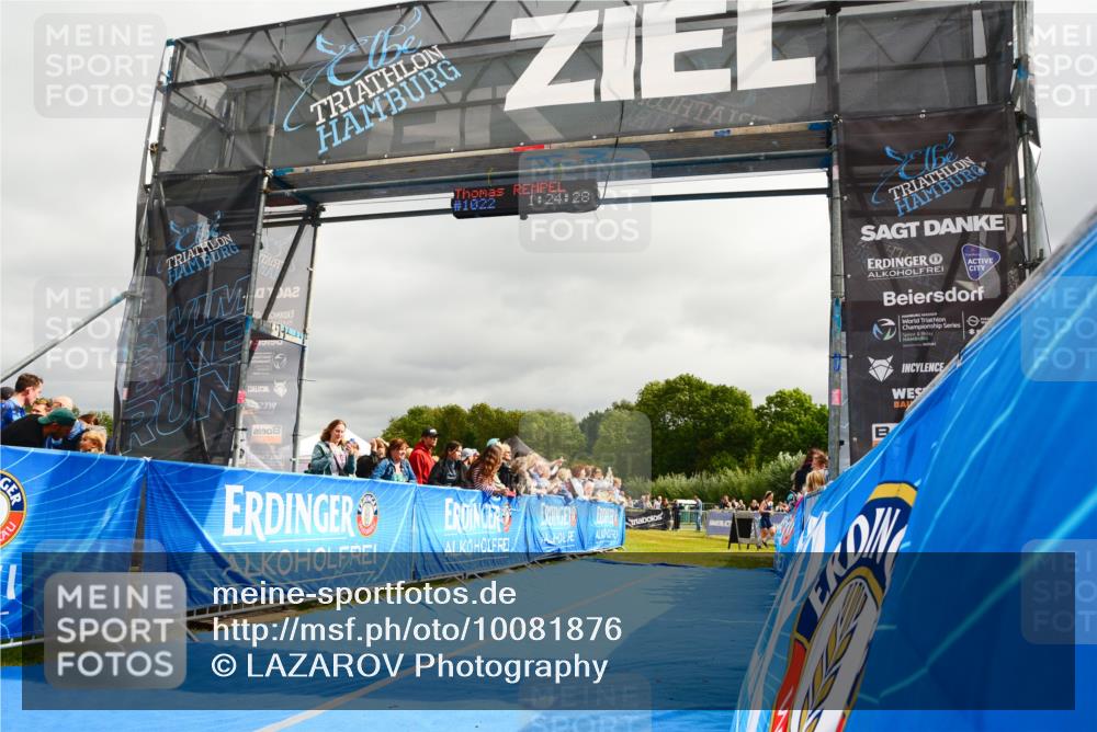 30.08.2026 - Elbe Triathlon Hamburg LAZAROV Photography http://msf.ph/oto/10081876 30.08.2026 11:24:46 Ziel  meine-sportfotos.de