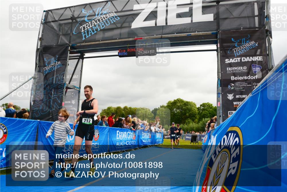 30.08.2026 - Elbe Triathlon Hamburg LAZAROV Photography http://msf.ph/oto/10081898 30.08.2026 11:24:58 Ziel 712, 736, 786, 856, 1208 meine-sportfotos.de
