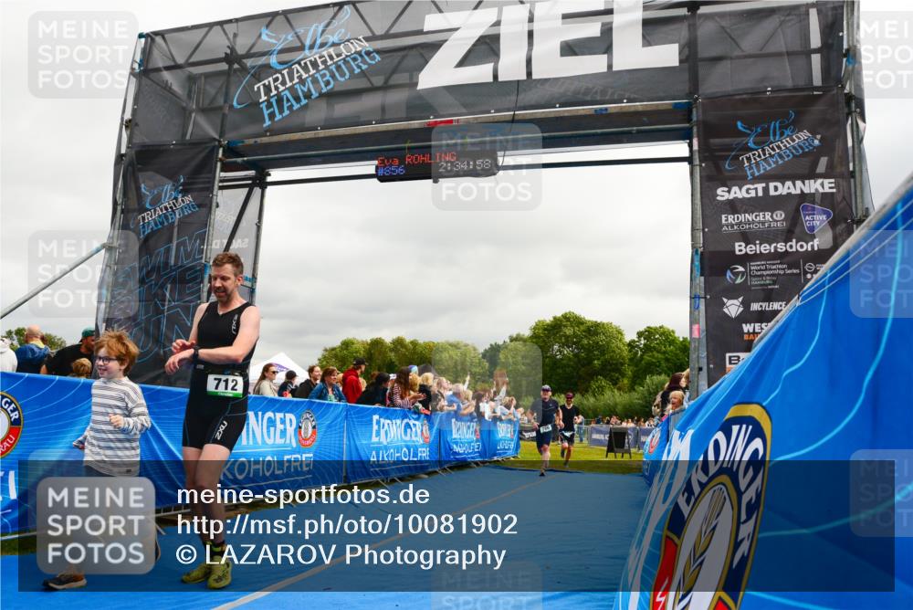 30.08.2026 - Elbe Triathlon Hamburg LAZAROV Photography http://msf.ph/oto/10081902 30.08.2026 11:24:58 Ziel 712, 736, 786, 856, 1208 meine-sportfotos.de