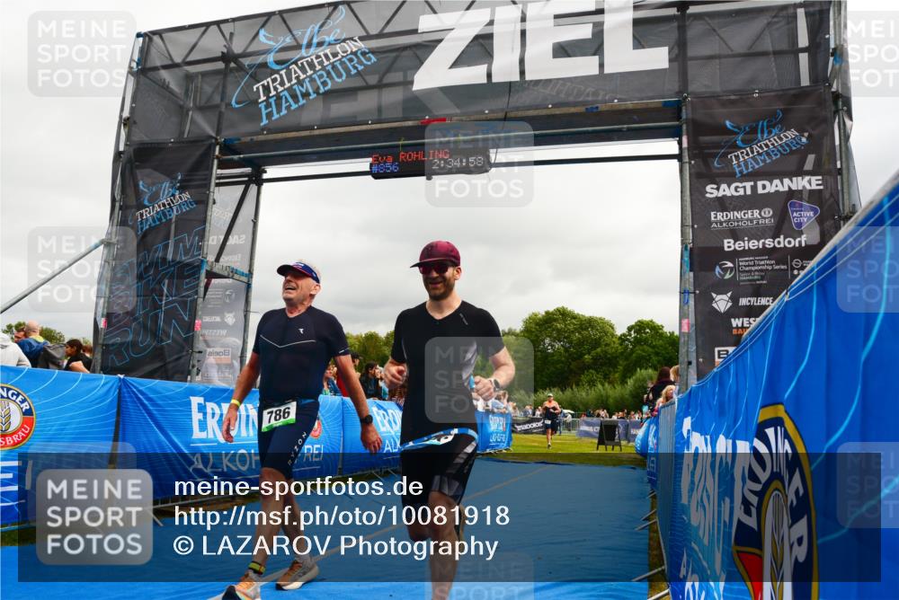 30.08.2026 - Elbe Triathlon Hamburg LAZAROV Photography http://msf.ph/oto/10081918 30.08.2026 11:25:02 Ziel 605, 736, 786, 1208 meine-sportfotos.de
