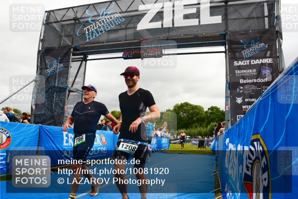 30.08.2026 - Elbe Triathlon Hamburg LAZAROV Photography http://msf.ph/oto/10081920 30.08.2026 11:25:02 Ziel 605, 736, 786, 1208 meine-sportfotos.de