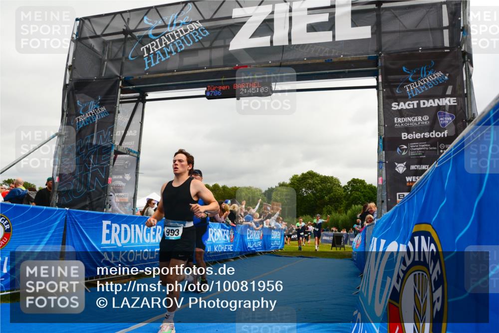 30.08.2026 - Elbe Triathlon Hamburg LAZAROV Photography http://msf.ph/oto/10081956 30.08.2026 11:25:17 Ziel 475, 618, 721, 783, 993, 1007 meine-sportfotos.de