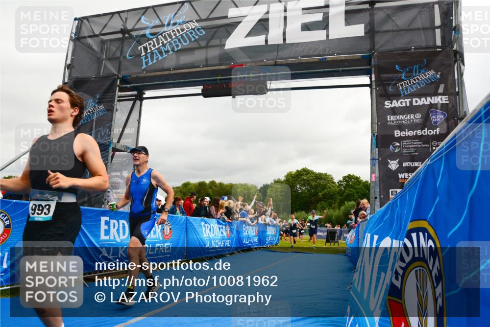 30.08.2026 - Elbe Triathlon Hamburg LAZAROV Photography http://msf.ph/oto/10081962 30.08.2026 11:25:17 Ziel 475, 618, 721, 783, 993, 1007 meine-sportfotos.de