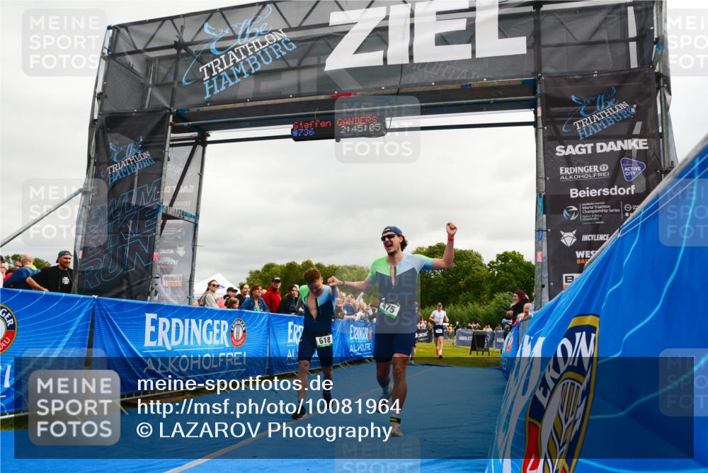 30.08.2026 - Elbe Triathlon Hamburg LAZAROV Photography http://msf.ph/oto/10081964 30.08.2026 11:25:21 Ziel 475, 618, 721, 1007 meine-sportfotos.de