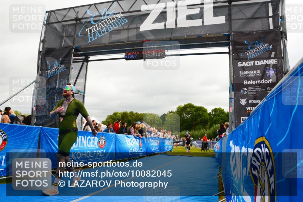 30.08.2026 - Elbe Triathlon Hamburg LAZAROV Photography http://msf.ph/oto/10082045 30.08.2026 11:25:45 Ziel 556, 576, 948, 1144, 1896 meine-sportfotos.de