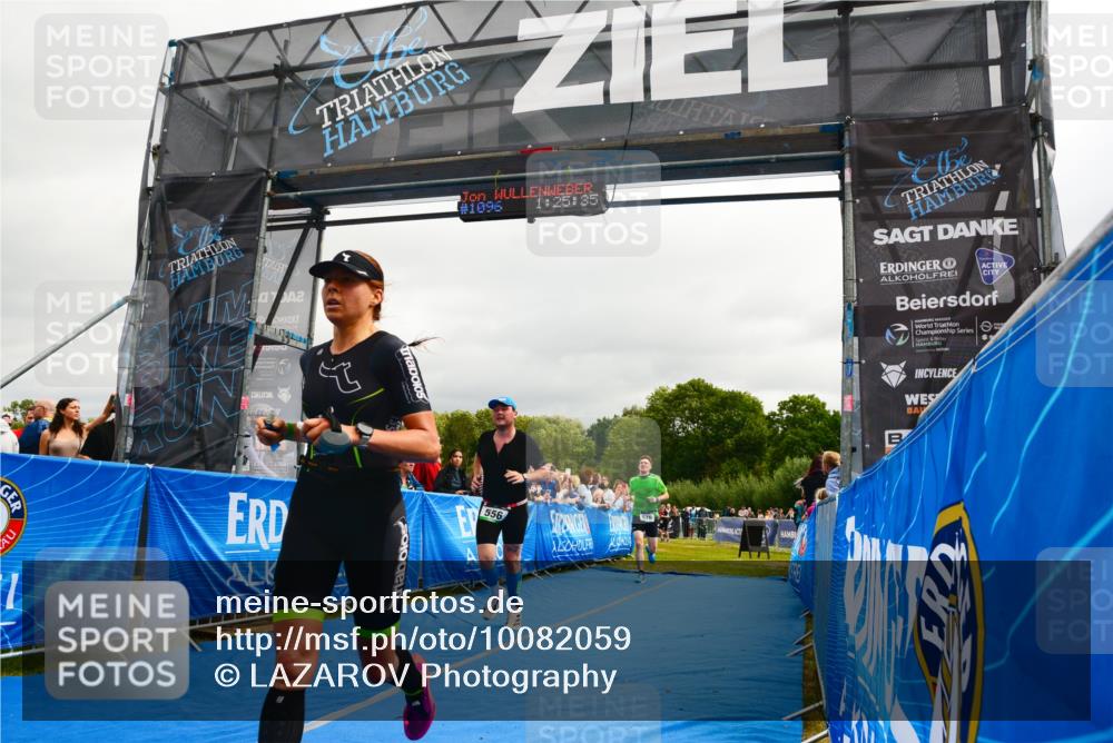 30.08.2026 - Elbe Triathlon Hamburg LAZAROV Photography http://msf.ph/oto/10082059 30.08.2026 11:25:50 Ziel 556, 576, 948 meine-sportfotos.de