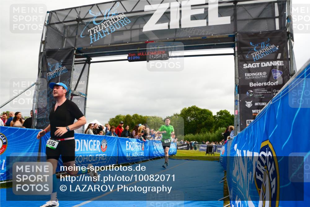 30.08.2026 - Elbe Triathlon Hamburg LAZAROV Photography http://msf.ph/oto/10082071 30.08.2026 11:25:51 Ziel 556, 576, 948 meine-sportfotos.de