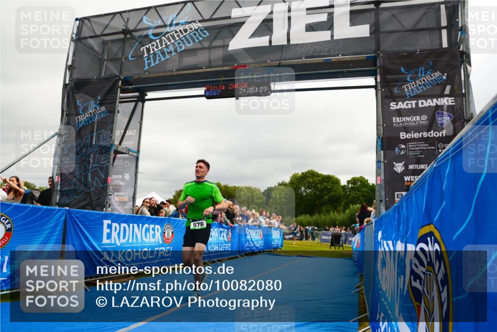 30.08.2026 - Elbe Triathlon Hamburg LAZAROV Photography http://msf.ph/oto/10082080 30.08.2026 11:25:53 Ziel 556, 576, 948, 1219 meine-sportfotos.de